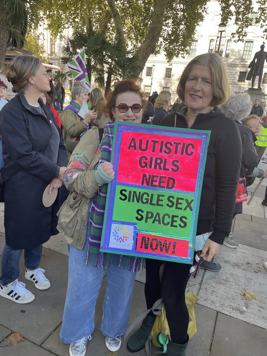 EvidencedAutism's tweet image. @Keir_Starmer &amp;amp; @bphillipsonMP We won’t stop lobbying until #Autistic girls &amp;amp; women have their right to single sex spaces implemented in law. That exceptionally vulnerable #LearningDisabled girls &amp;amp; women are guaranteed single sex care. A great march today! @acts_grassroots…