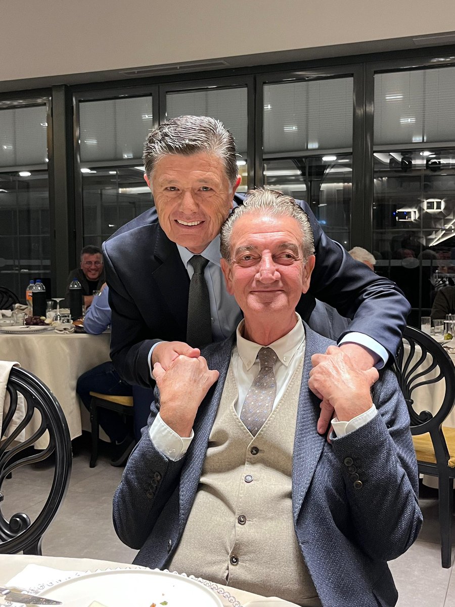 Atatürkçü Düşünce Derneği GYK Üyelerimiz ve Bartın Şube Başkanımız ile birlikte bu akşam Bartın Belediye başkanımız sevgili Muhammet Rıza Yalçınkaya’nın konuğu olduk. Nazik ev sahipliği ve sıcak ilgisi için değerli başkanımıza çok teşekkür ederiz. 
#ATATÜRKTEBİRLEŞMEZAMANI