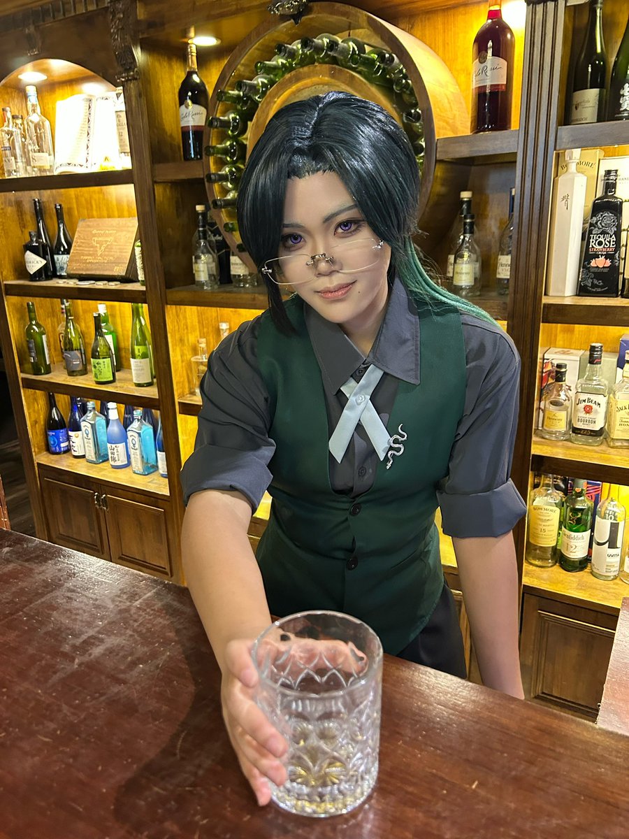 _seolto's tweet photo. 🍸🐍
You are welcome^_-
#zealginjoka 
#DressToGinpress https://t.co/yHjVrkSm55