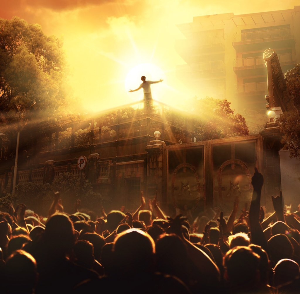 itxcheemrag's tweet image. Not born in the sky, but shines brighter than all of it.

The star from earth — SRK. 💫 

#HappyBirthdaySRK