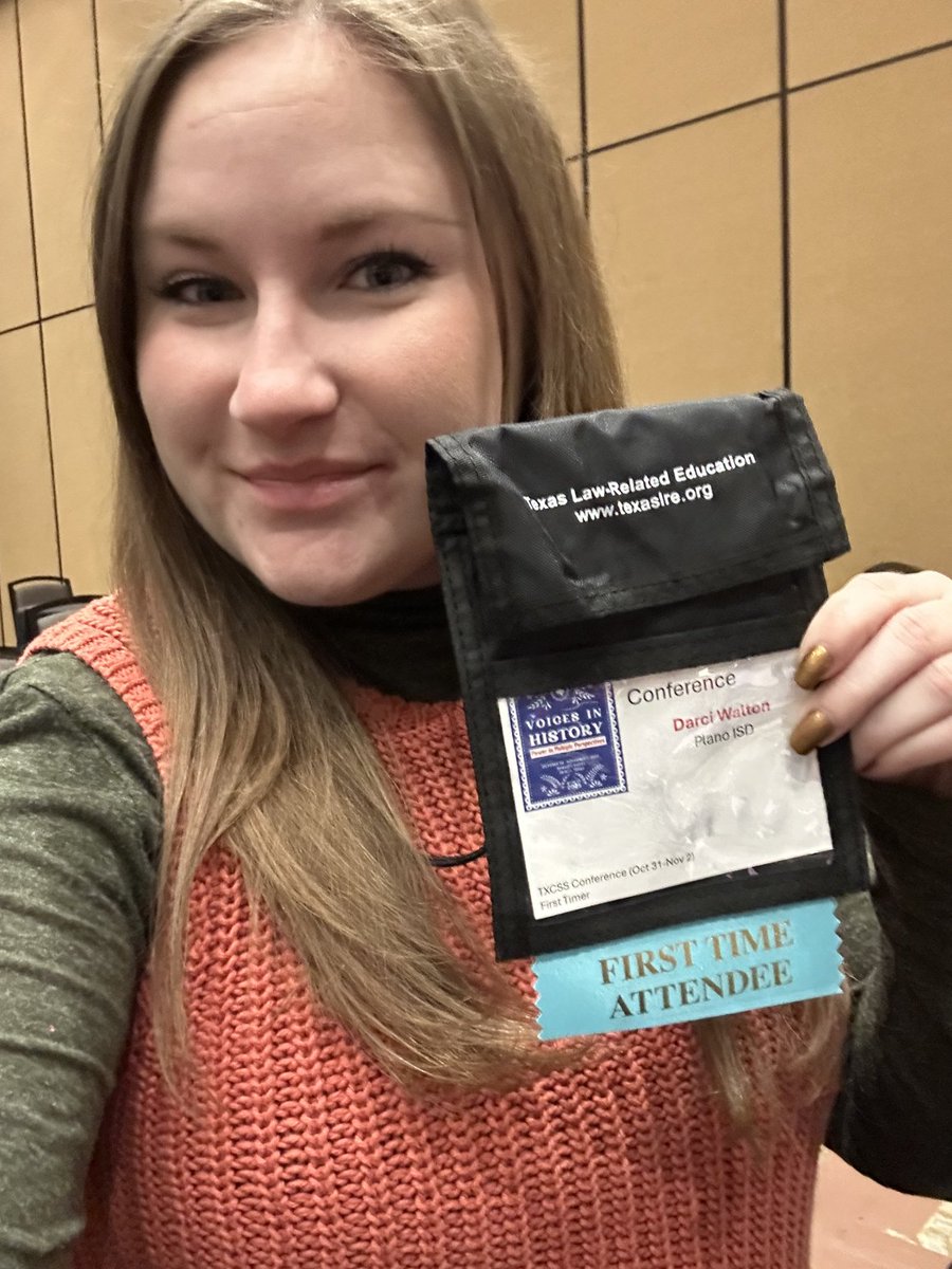 PlanoISDSAS's tweet image. #TeamPlanoISD Social Sudies at #TXCSS2025 🧐📝🤔 We are bringing back a ton of engagement strategies and rigor to share with our campus teams!