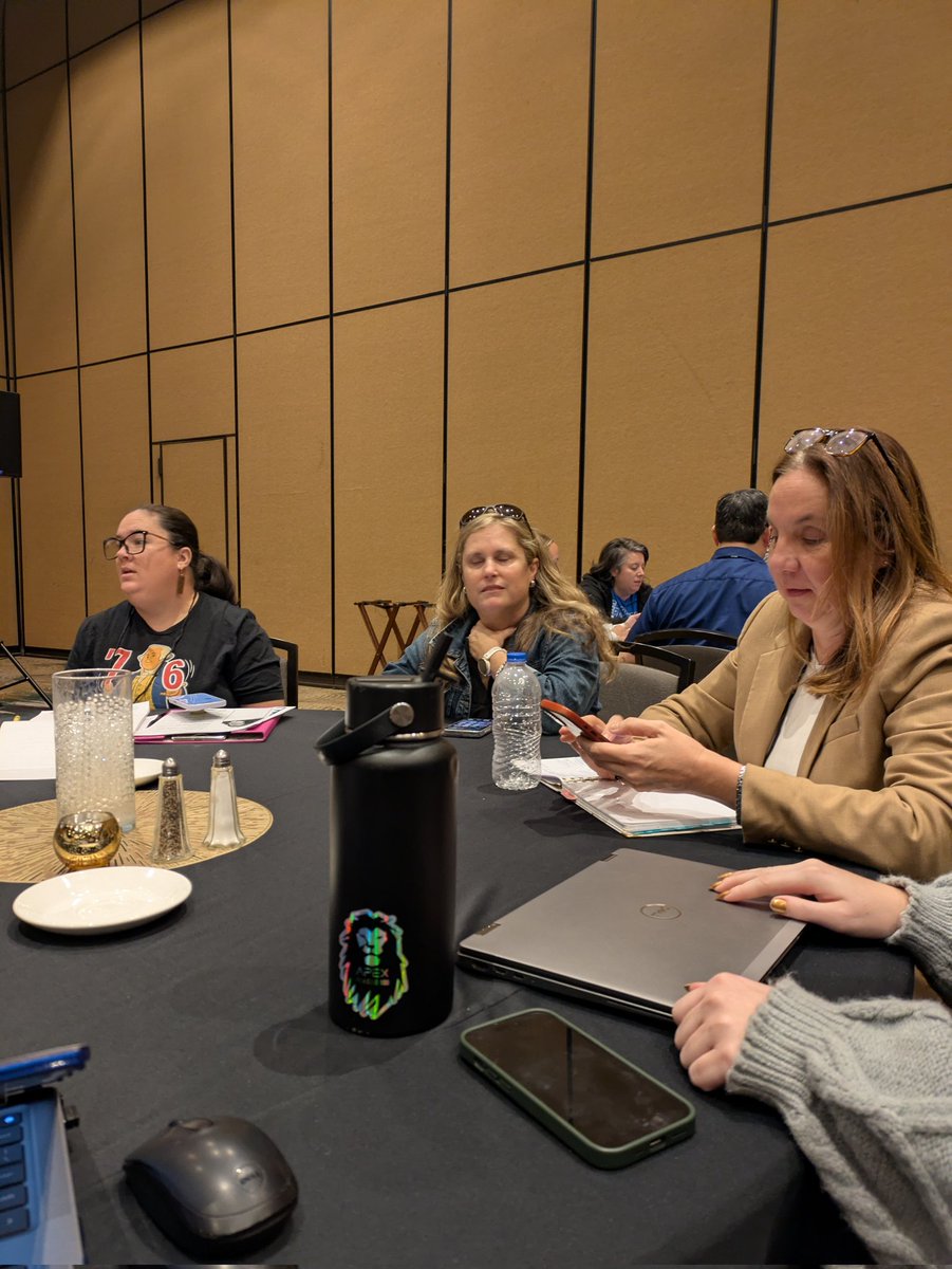 PlanoISDSAS's tweet image. #TeamPlanoISD Social Sudies at #TXCSS2025 🧐📝🤔 We are bringing back a ton of engagement strategies and rigor to share with our campus teams!