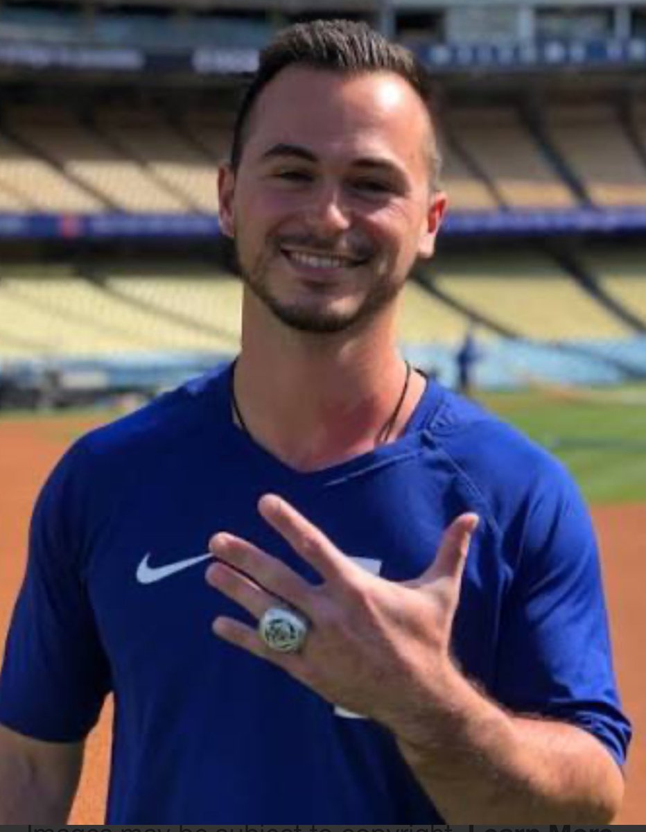 orb70's tweet image. Best of luck tonight to Lou Iannotti #SchoonSquad ‘15 Assistant Hitting Coach for the Blue Jays and Eric Yavarone #SchoonSquad ‘12 Strength and Conditioning Coach for the Dodgers @TheNECBL @mysticschooners