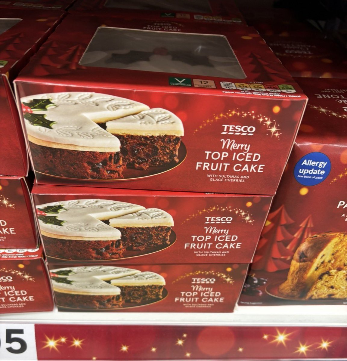 PKBadboy's tweet photo. @cezthesocialist How about the “Christmas Cake” or as @tesco like to call it the Frosty Fruit cake bar or Merry Top Iced Fruit Cake ..  very festive but don’t want to offend anyone https://t.co/2jYOfSEgNB