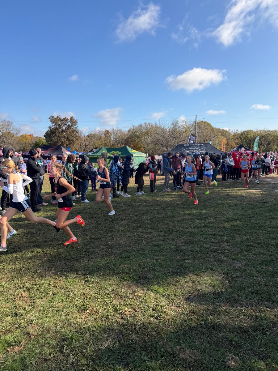 Great Season ⁦<a href="/RuralXC/">Washburn Rural XC</a>⁩ Ladies!!