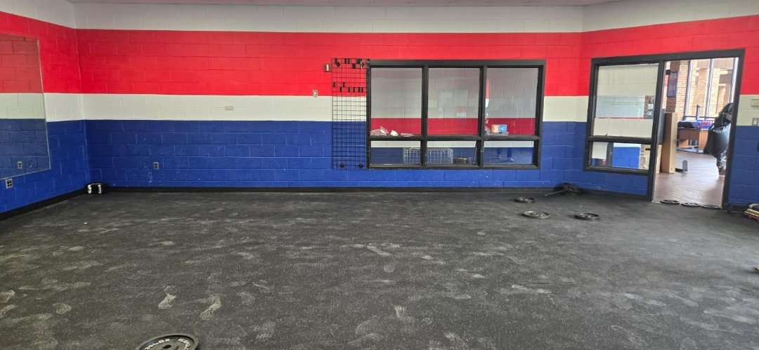 PCHS__Football's tweet photo. Thanks to the Parkway Christian Athletic Boosters --- 🦅 
Our new rubber weight room floor is completed!
Now we can start purchasing new weight room equipment for our student athletes to use! 🏋‍♂️🏋🏋‍♂️
Thanks to everyone who helped make this possible! https://t.co/BXHX61296L