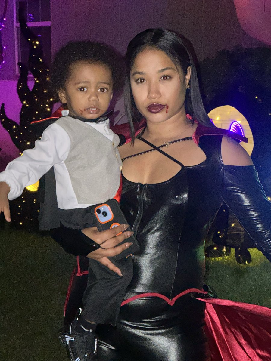 KeileeJ's tweet photo. The Originals 🧛‍♀️🧛🩸 https://t.co/i1AlNlRwnm