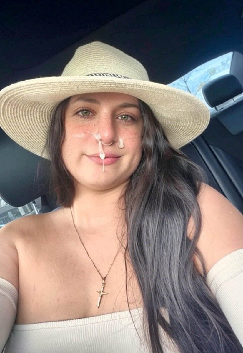 "Me gusta que me tiren los mecos en la cara"

Aporte de <a href="/zuizicova/">Scarlett 🇸🇰🇸🇰</a>