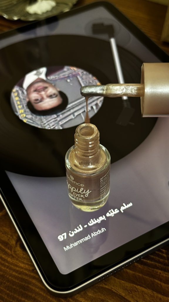 A (@am_8ni) on Twitter photo 