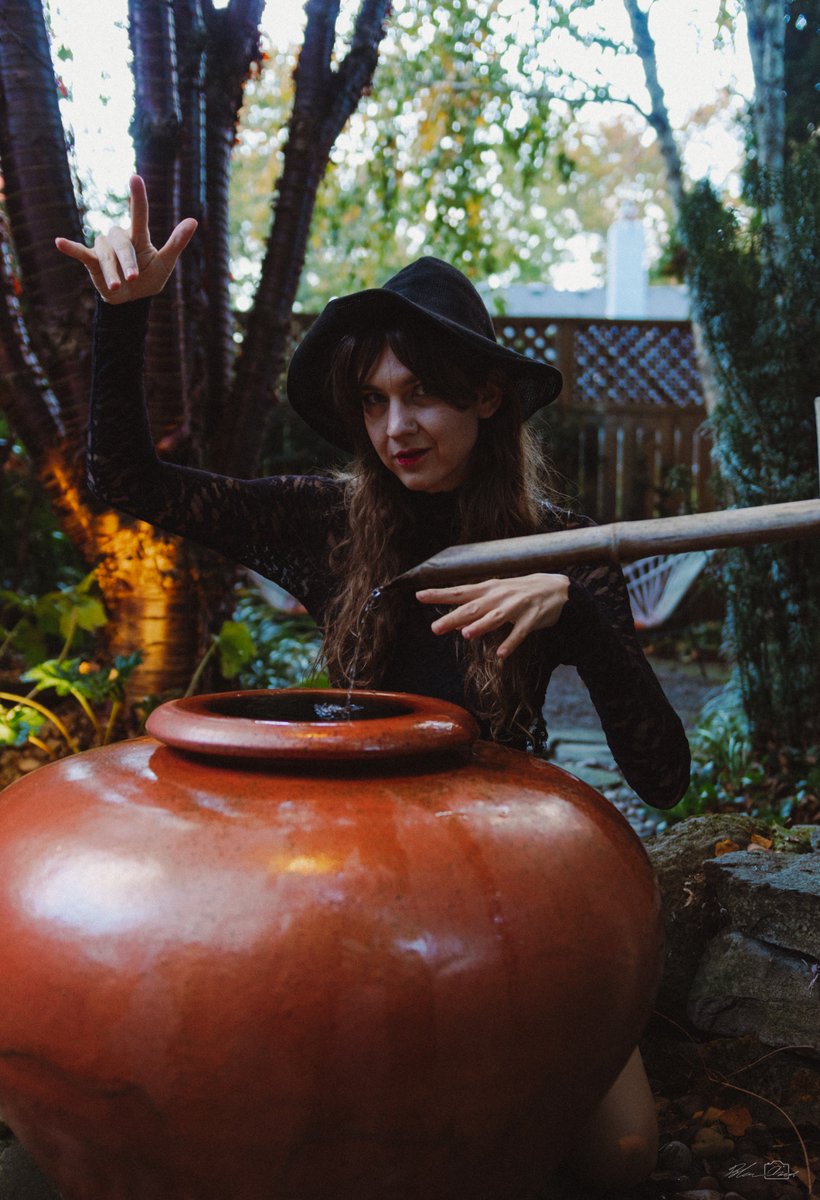 Mixing up my love potion 💖