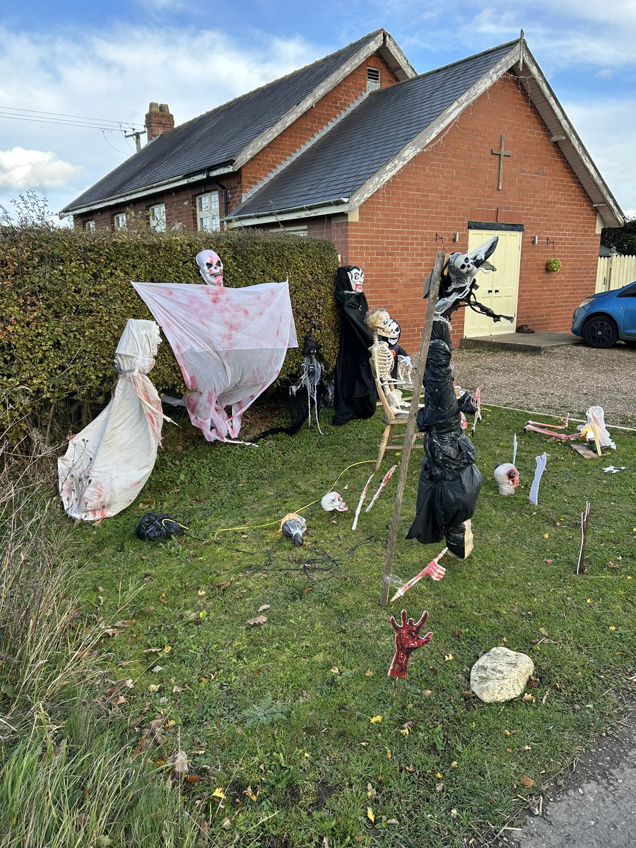 Matt Dass tweet media