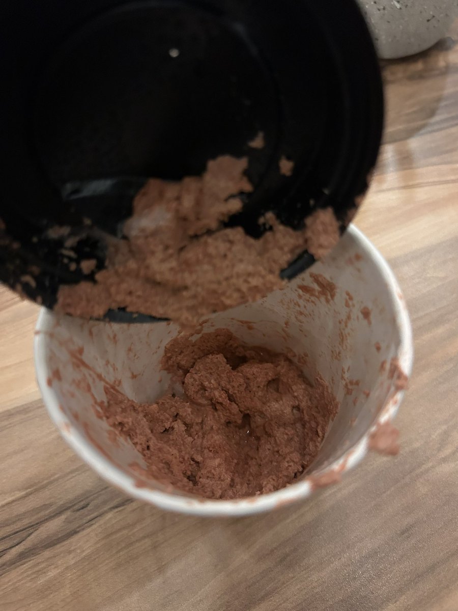 Yıllar sonra cappy canavarıyla abidik gubidik bir kahvede denk geldik