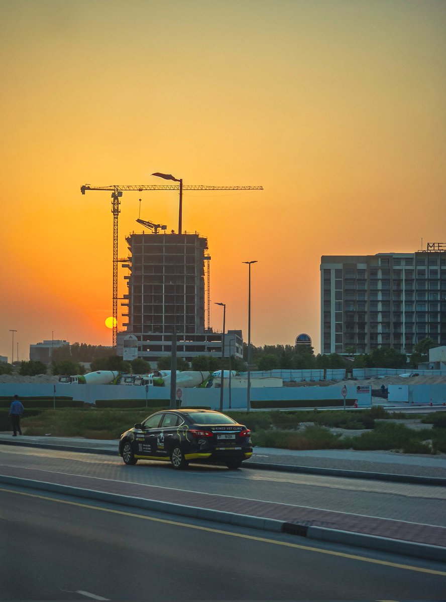 abdullahafriday's tweet photo. Beautiful sunset views in Majan, Dubai 🇦🇪 

#sunset #GoldenHour #Majan #Dubai #Photography https://t.co/CuvmLHFjfA