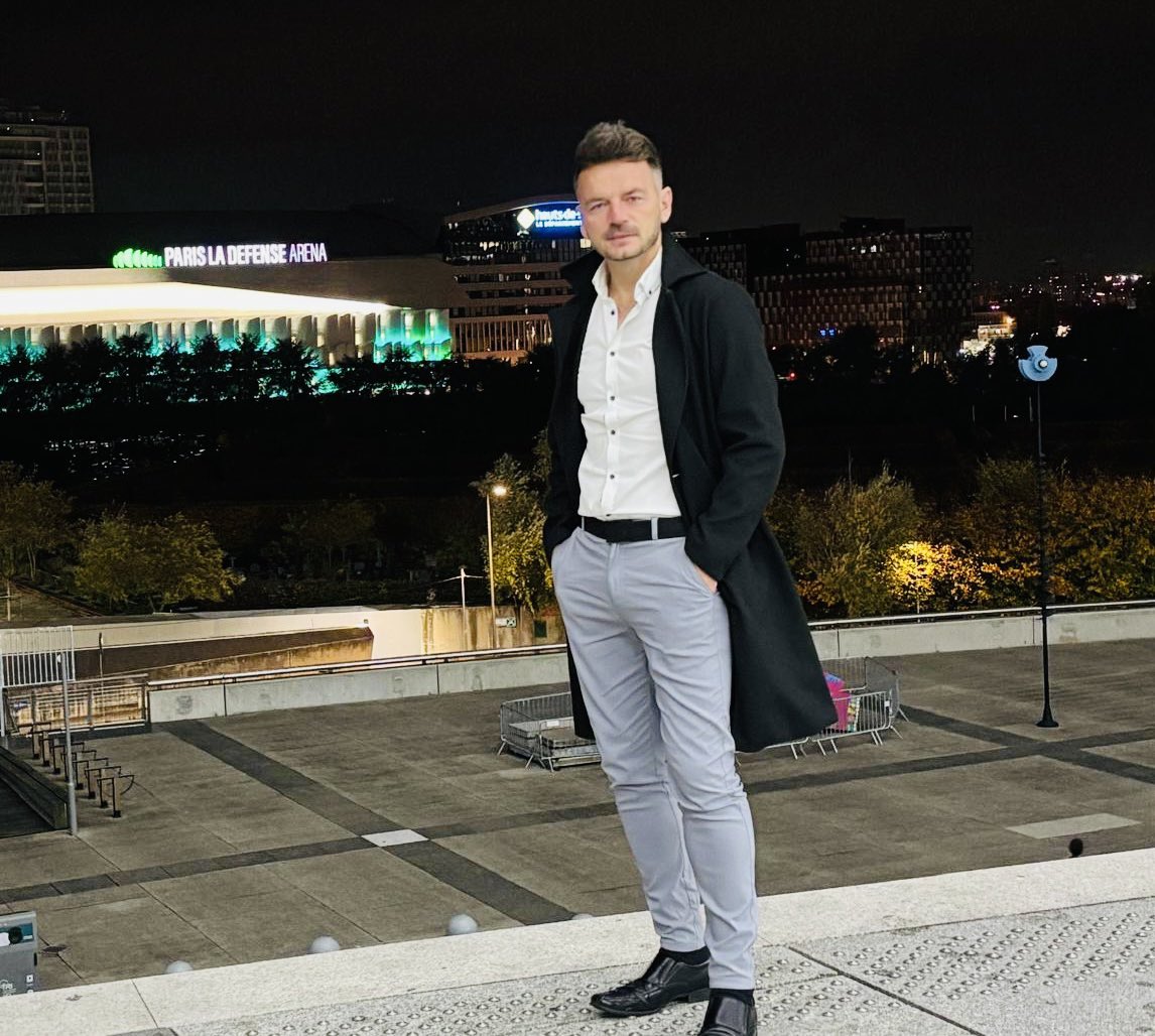 Scott Sarson tweet media