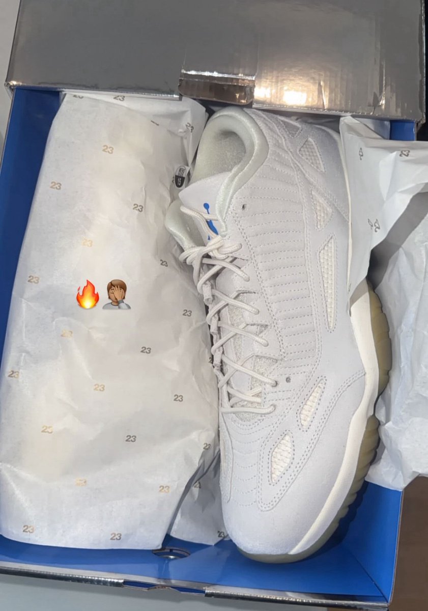 JustFreshKicks's tweet image. FIRST LOOK: Jordan Tatum 4 &amp;amp; Air Jordan 11 Low IE "Welcome to Tokyo" 😳🇯🇵