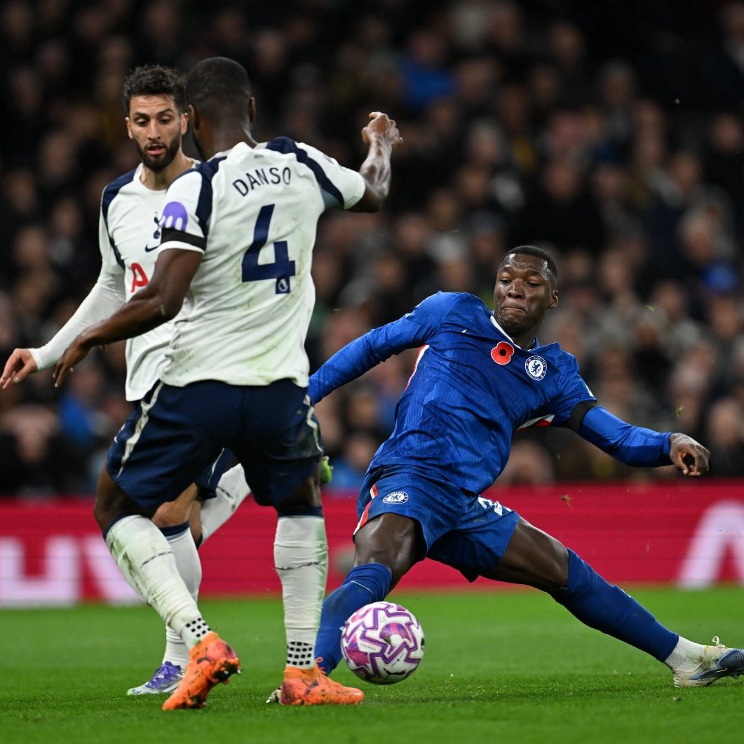 Mucha energía de Moisés Caicedo para robar en campo rival y frenar las progresiones.

En el Tottenham-Chelsea fue el jugador con más intercepciones (4) y consiguió 7 recuperaciones.