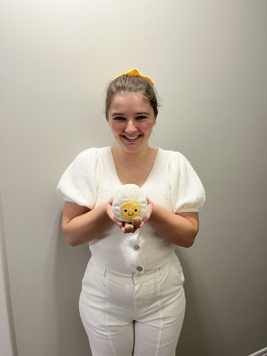 Decided to be an egg for Halloween 🥚