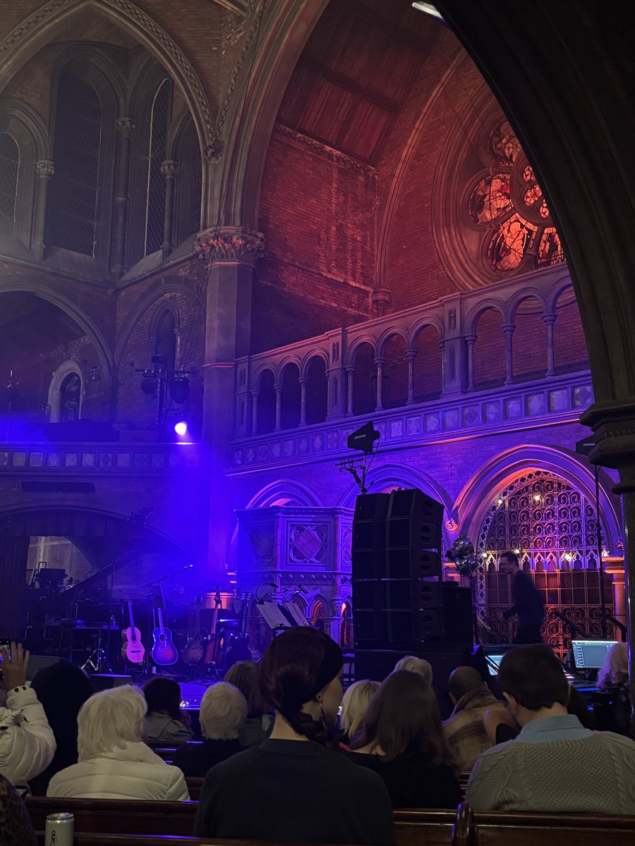 Tonee 🌸 tweet media