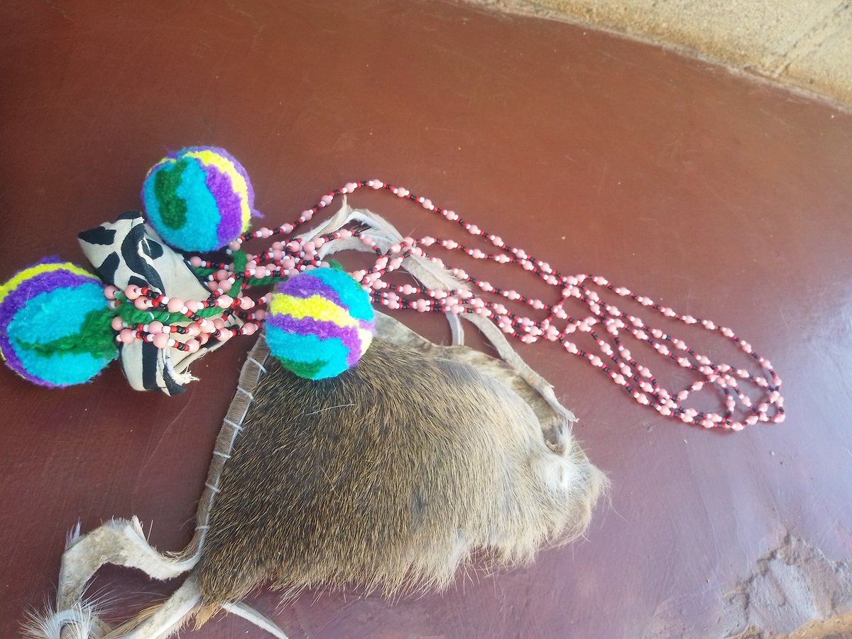 Slindile_Gwebu's tweet image. Emajobo nemgaco wabo bundle 
I am still your imvunulo plug 💖