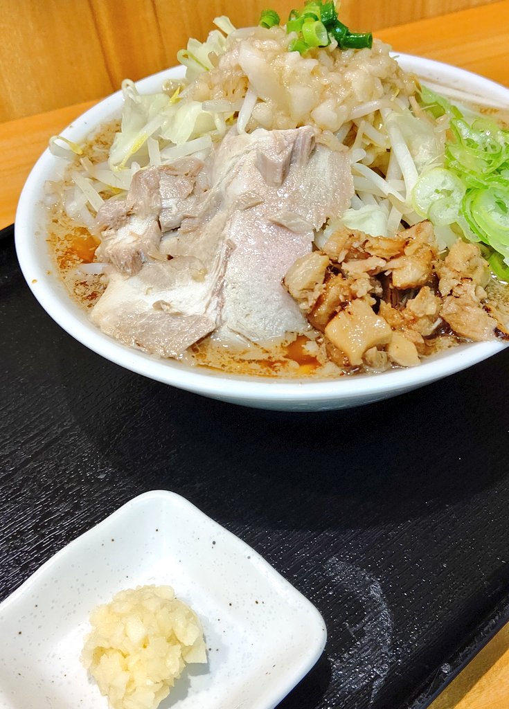 sennibocom's tweet photo. 11/2
昼夜

❰❰ツイッターサービス❱❱

①ツイッターの食券購入

②この画面リツイート
→RT画面提示が条件
(他のクーポン割引
ラインサービスなど併用不可)

ガッツリ淡麗+ひき肉ごはん

1350円→【980円に割引】
サービスです！ https://t.co/WafGUAHt3z