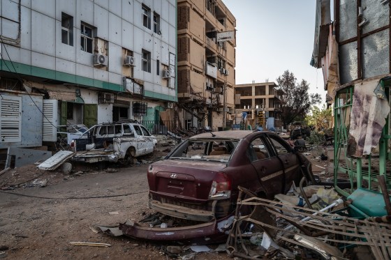 GlowlightTv's tweet photo. Sudan is bleeding.  
1,500+ civilians killed in El-Fasher.  
Hospitals turned into execution sites.  
30M need aid. 15M children at risk.  
Why is this not trending?

SudanCrisis #DarfurGenocide #SpeakForSudan #EastAfricaSolidarity #AfricanLivesMatter https://t.co/IEFnPLZVce