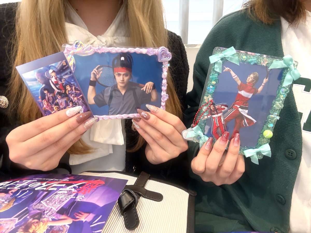 n4m_pi2's tweet image. 初ミュ参戦してきました〜！！
白!!石が金ちゃんの保護者すぎてメロかったし、立海の三強が仲良く横ノリしてた🎶途中真!!田が「やめんかっ！」ってなっててその風景が尊かった𐔌՞⁔т · т⁔՞𐦯ෆ.*･ﾟ
徳!!川さん噂の通り10等身あってお顔も美青年でやられました🥺💘
次の四天ミュがますます楽しみ💭