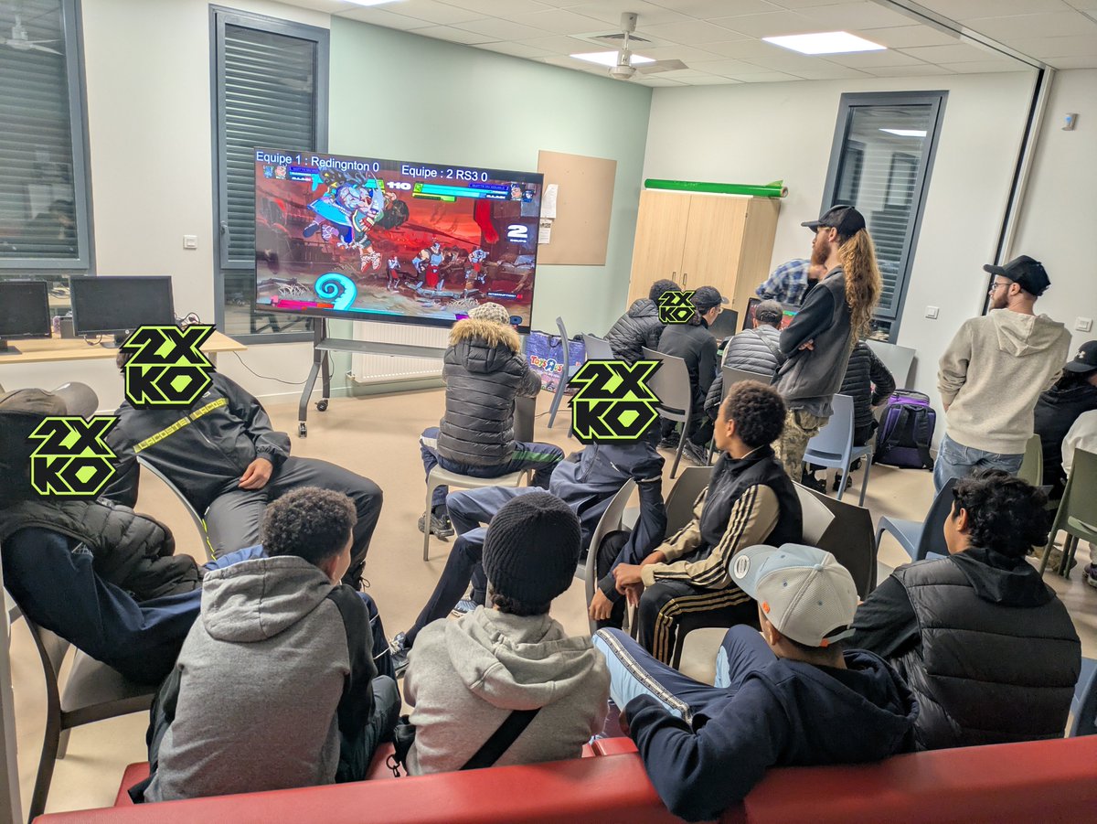 VSV26K's tweet photo. 📷 Voici les photos de notre veillée eSport du secteur jeunesse (15 ans et +) à la MPT Fontbarlettes !

Versus, respect et esprit d’équipe à travers un tournoi en duo sur #2XKO, projeté sur grand écran ! 

Merci aux équipes et bravo à tous.tes !

🎥 VOD : https://t.co/901zsffHj1 https://t.co/hu9lHai93I