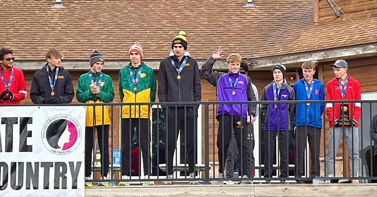 Johnston Boy's XC tweet media