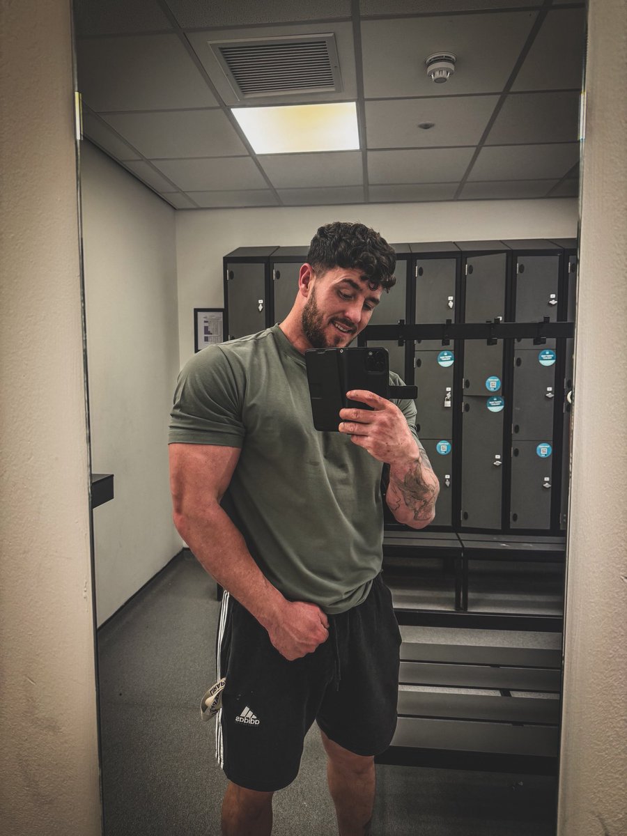 DANNY BLU 🤴 tweet media