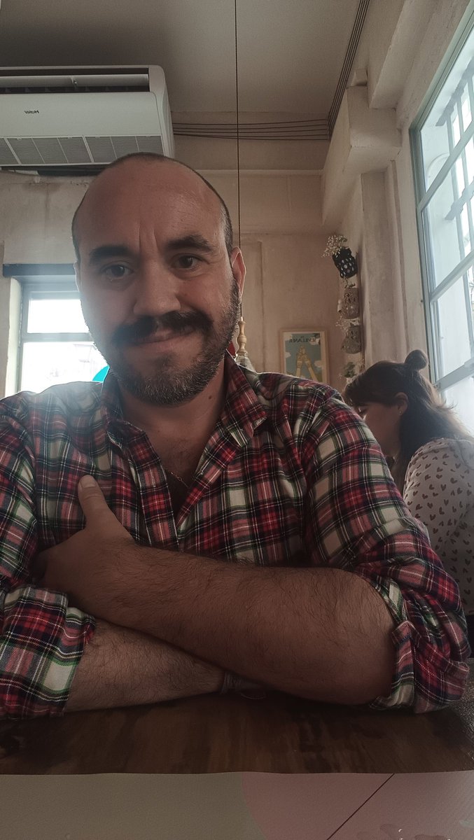 Engreñao y sin afeitá, bienvenido seas #Noviembre 🦂

#escorpio