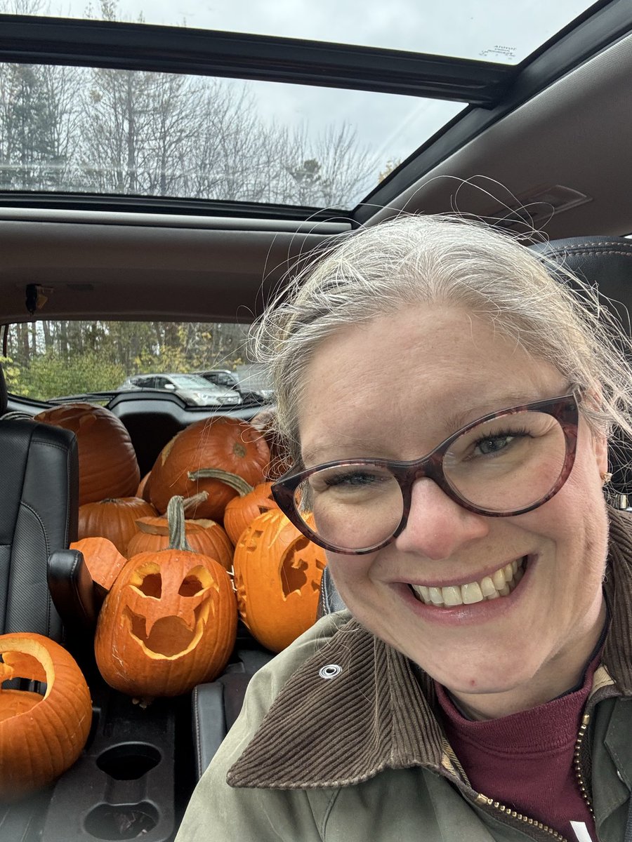 Delivering pumpkins from neighbours to the 3rd Kanata Scouts Annual Pumpkin Walk! Tonight at