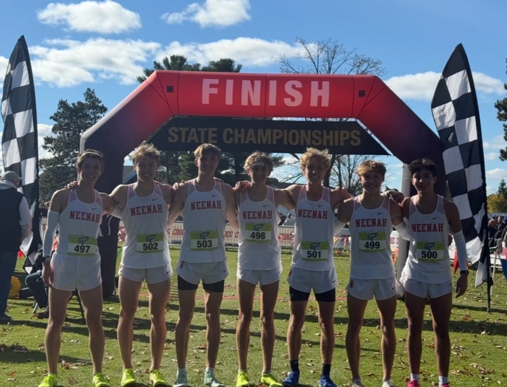 #Neenah boys cross country finished 10th at state this afternoon.  Congratulations boys &amp; head coach John Morgen.