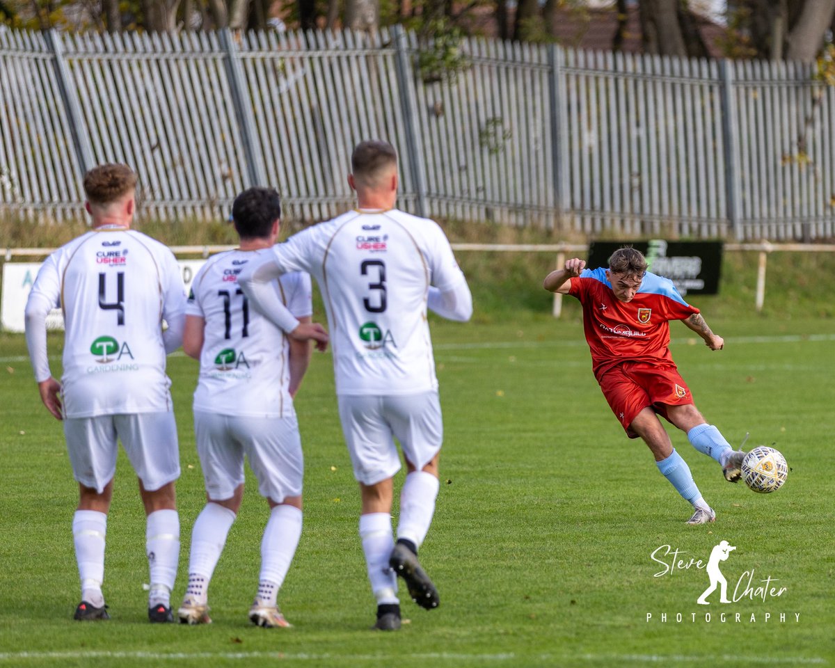 Steve_Chater's tweet image. Four frames from today’s @nfalliance1890 Benevolent Bowl match between @PercyMainAFC and @HVFC_2007.

More photos can be found at stevechaterphotography.co.uk