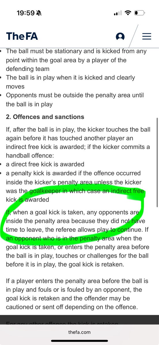 Chris_Adams_1's tweet photo. @WreccleshamBag1 @Sheerwaterfc @BLFC1907 Got it right didn’t he? Looking at the rule book https://t.co/RkW1AL3eFG