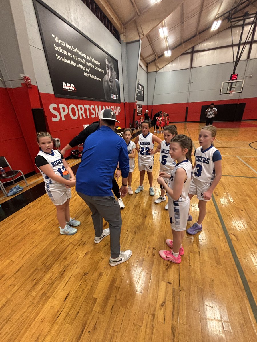 mountiewbb's tweet image. From Trick or Treatin’ on Friday to Ballin’ on Saturday. 3rd, 4th, &amp;amp; 6th Grade Lady Mounties in action! Go Mounties! @PaulADrps