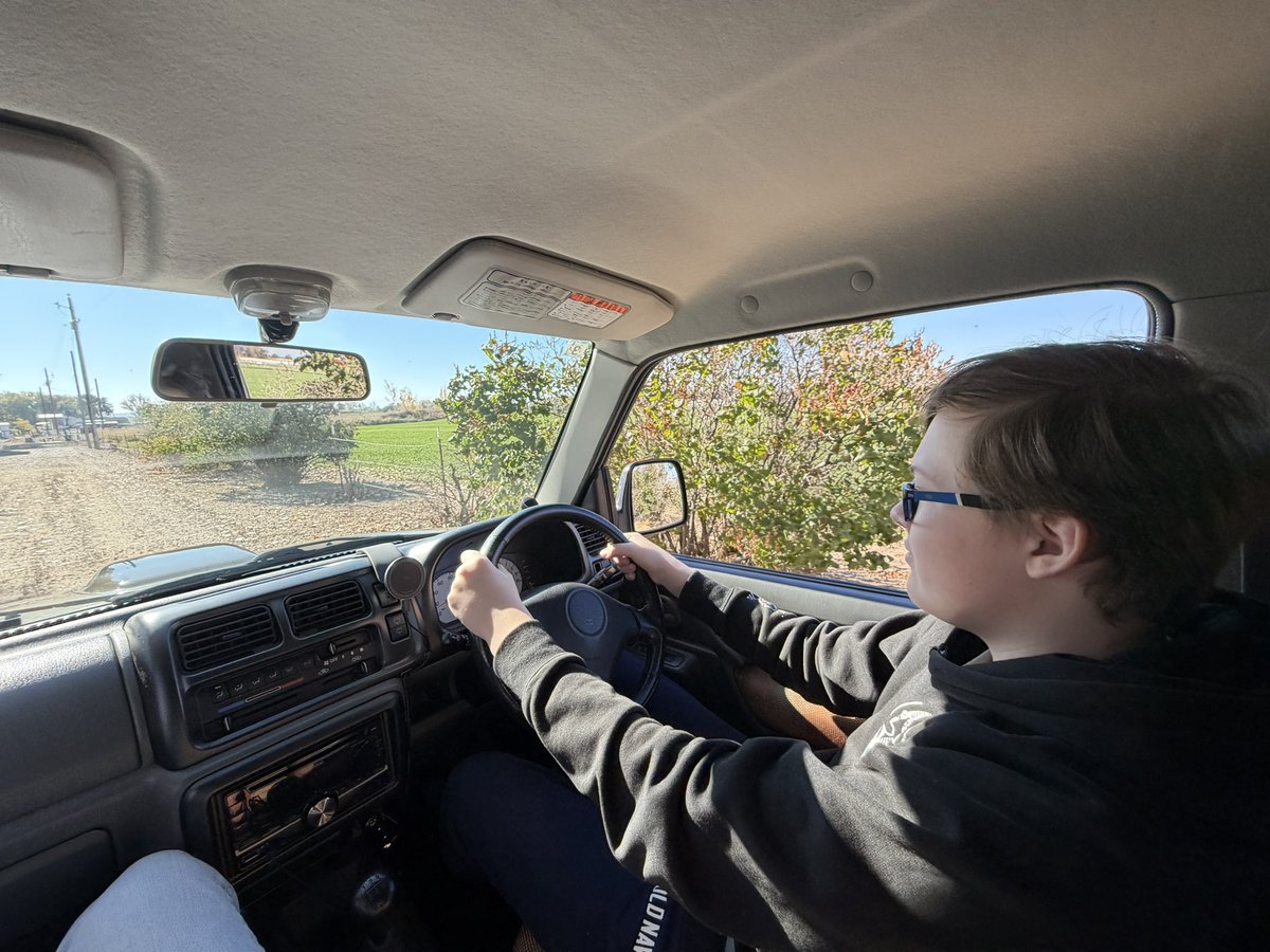 Teaching the 13 year old nephew to drive in a RHD manual!