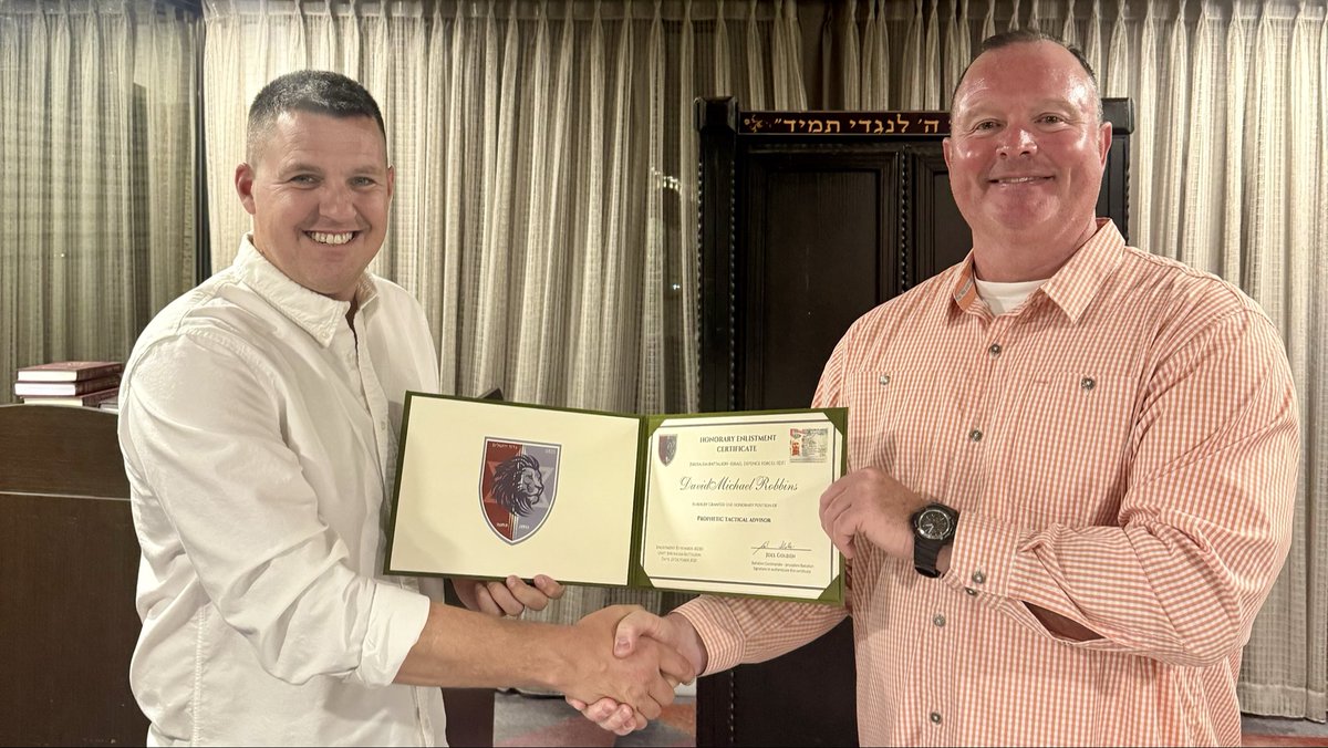 EndtimeInc's tweet photo. 🇮🇱 Dave Robbins — host of The Endtime Show — received an honorary enlistment certificate from the @IDF Jerusalem Battalion, naming him a Prophetic Tactical Advisor.

A powerful recognition of Endtime’s support for Israel and our #WarnTheJews mission.

🔗 https://t.co/QwBKMDsl0F https://t.co/4nXbtXo4Ok
