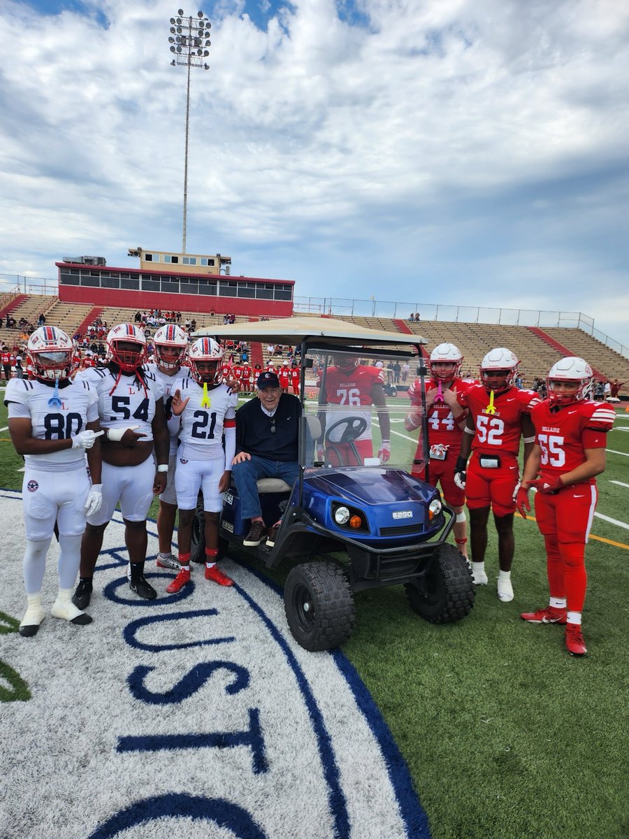 What a great day for the Nolen/Lamar - Roper/Bellaire Classic! Year 2 of this outstanding classic. These men give so much of themselves to their teams and communities. Educational Based Athletics at it’s best!!!