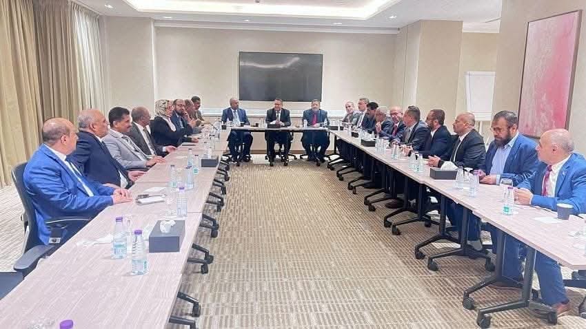 التكتل الوطني: توقيع قبائل حضرموت والمهرة ميثاق لمواجهة جرائم التهريب والإرهاب خطوة وطنية رائدة

#الإصلاح_نت - خاص

alislah-ye.net/news_details.p…