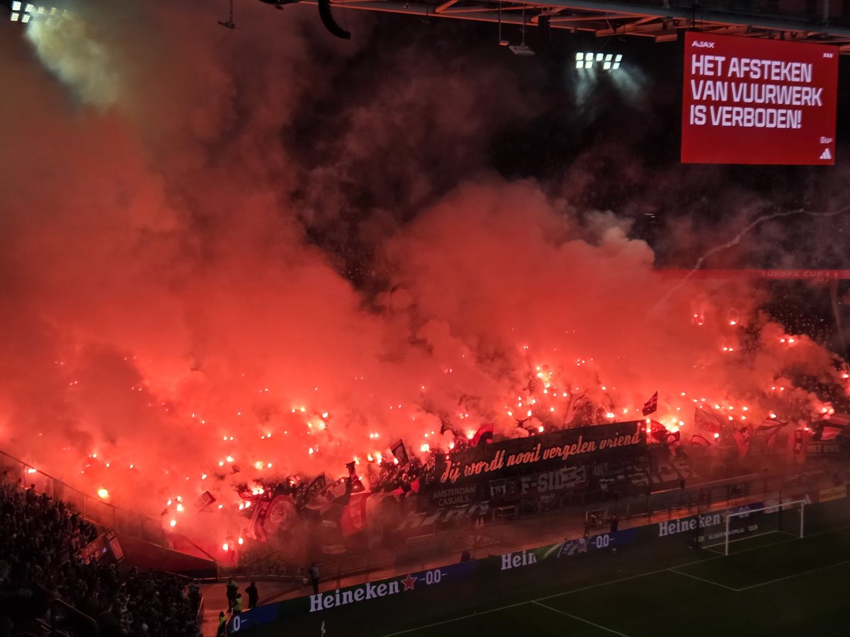 jacquelineajax's tweet image. 🤍❤️🤍 #Ajax