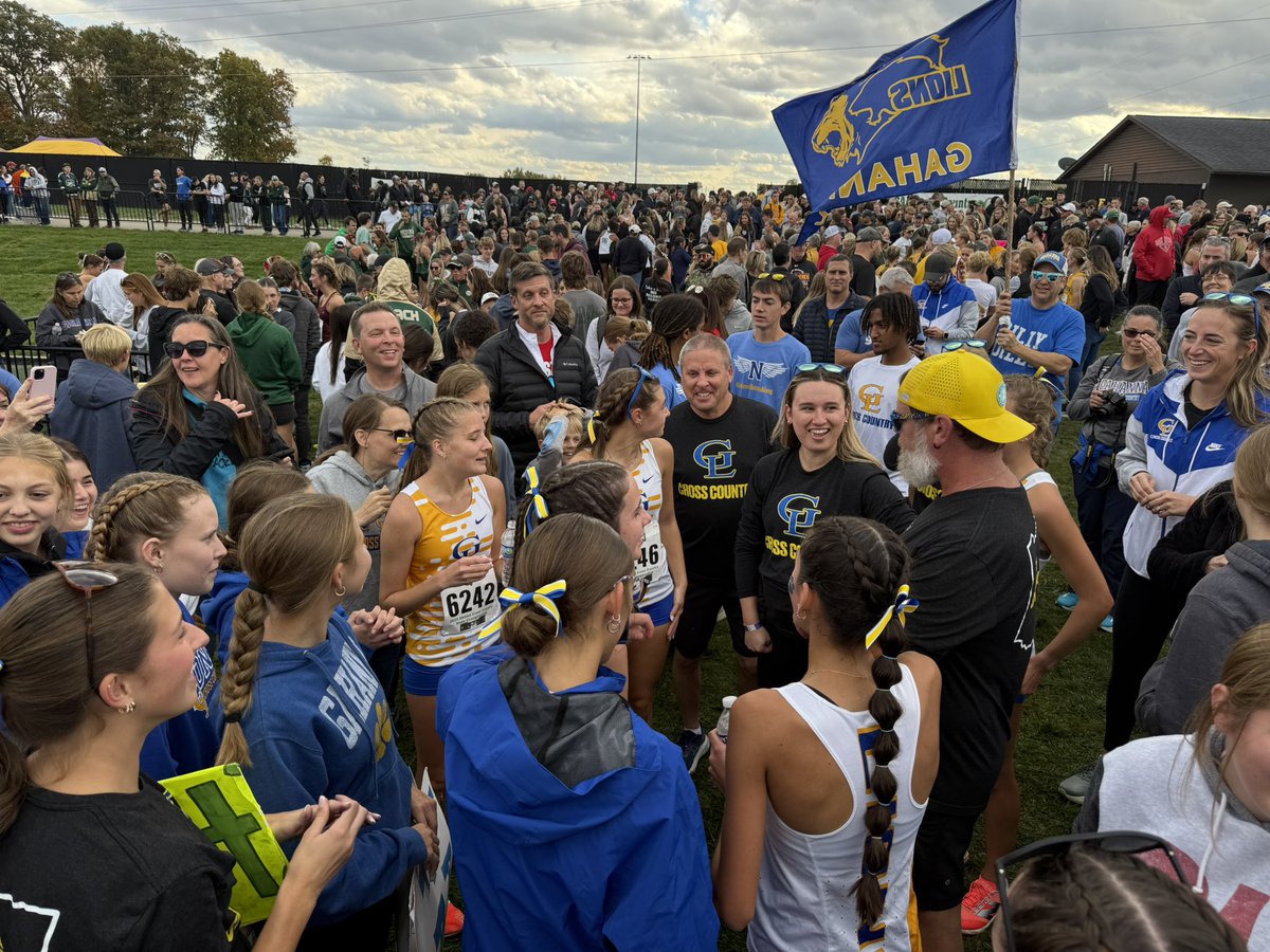 GLHS_Athletics's tweet photo. Your 2025 OHSAA Cross Country State Champions!! It is a GREAT day to be a Lion!! https://t.co/gV82eTUNNN