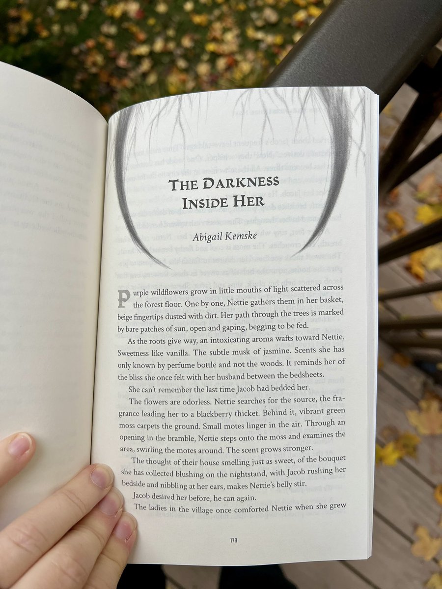 🌙Look at this beauty!🌙 Contributor copy came!! Contains my story “The Darkness Inside Her” - a woman’s strange encounter in the woods invokes a strange hunger within her. 👄

HARVEST THE NIGHT: AN ANTHOLOGY OF FOLK HORROR out now! Link below.🌾