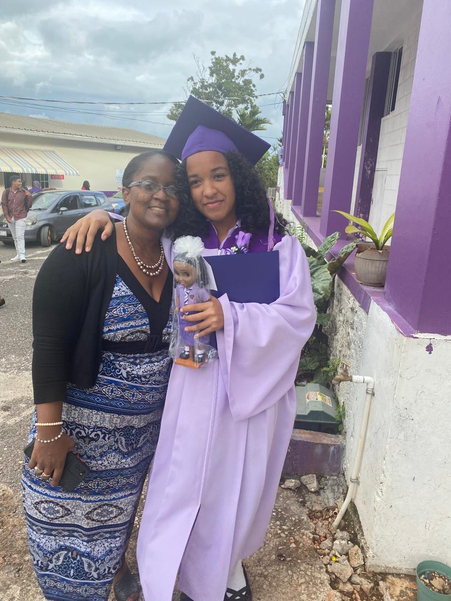 #SignalBoost If anyone knows the whereabouts of: The Facey family in Waterloo, Savanah la Mar.

Janice Facey 40+ Keshawnde Watson 20+ pictured 
Doreen Facey 60+
 
They have a family member in Portmore who is extremely worried. Let me know so I can forward the message.