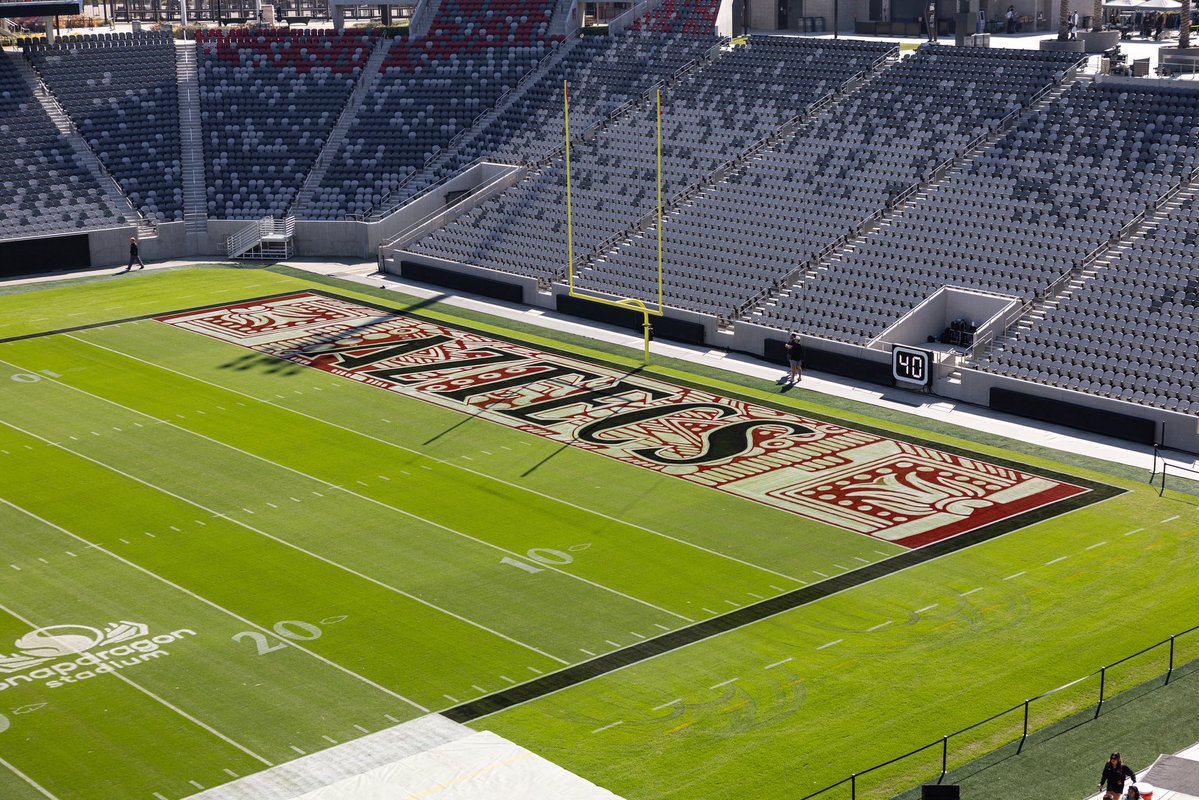 San Diego State with some of the best end zones I’ve ever seen
