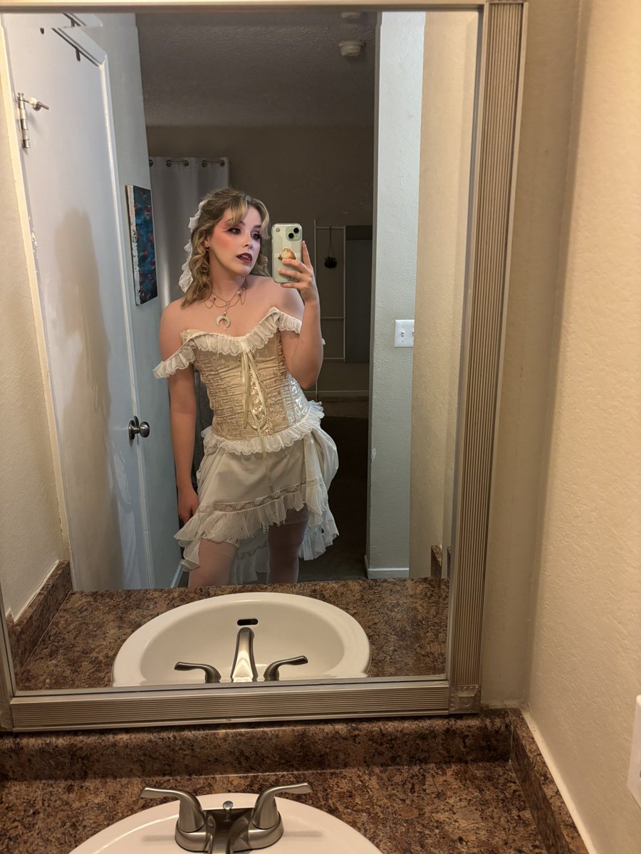 Grace Morrow tweet media