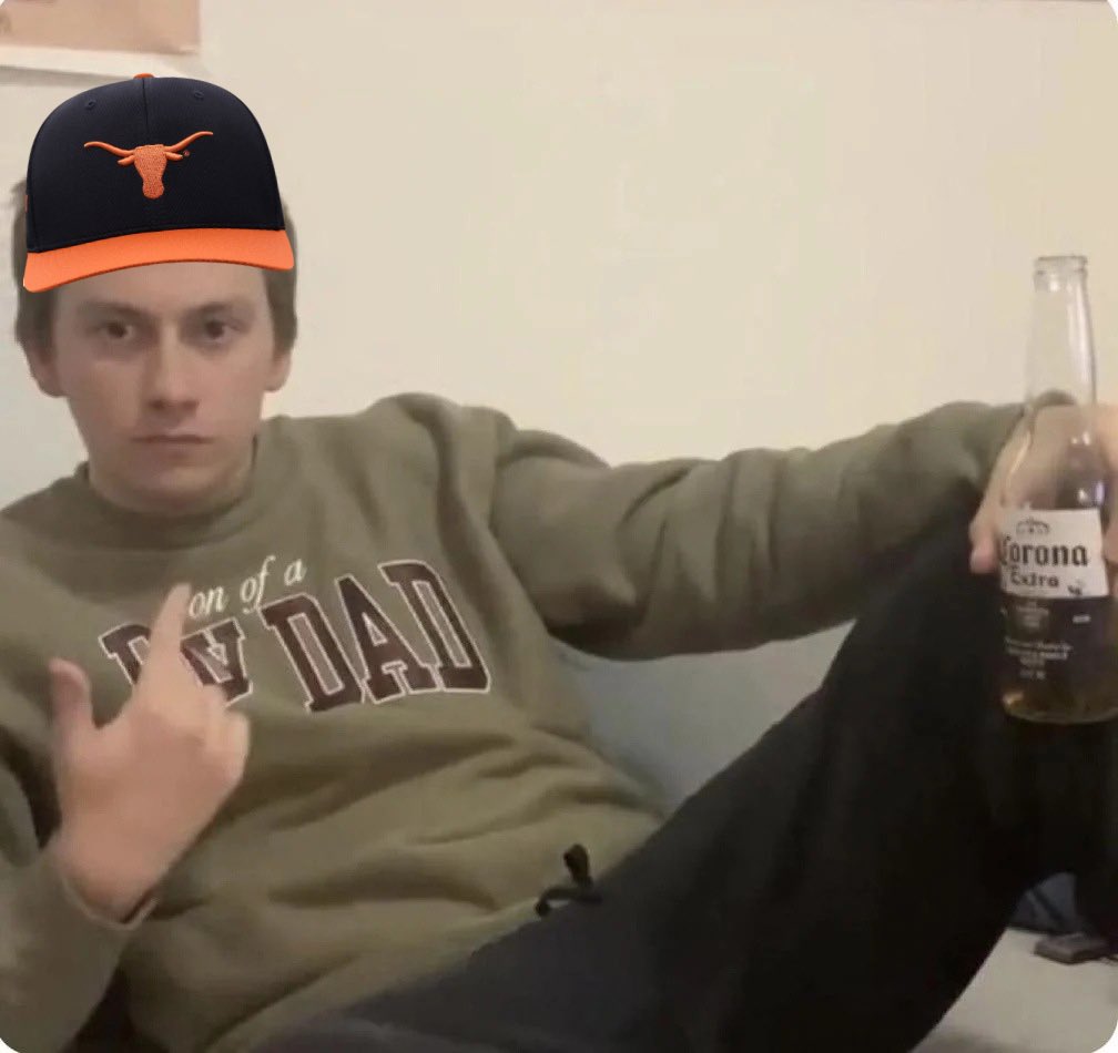 HookEmLacixoxo's tweet image. 