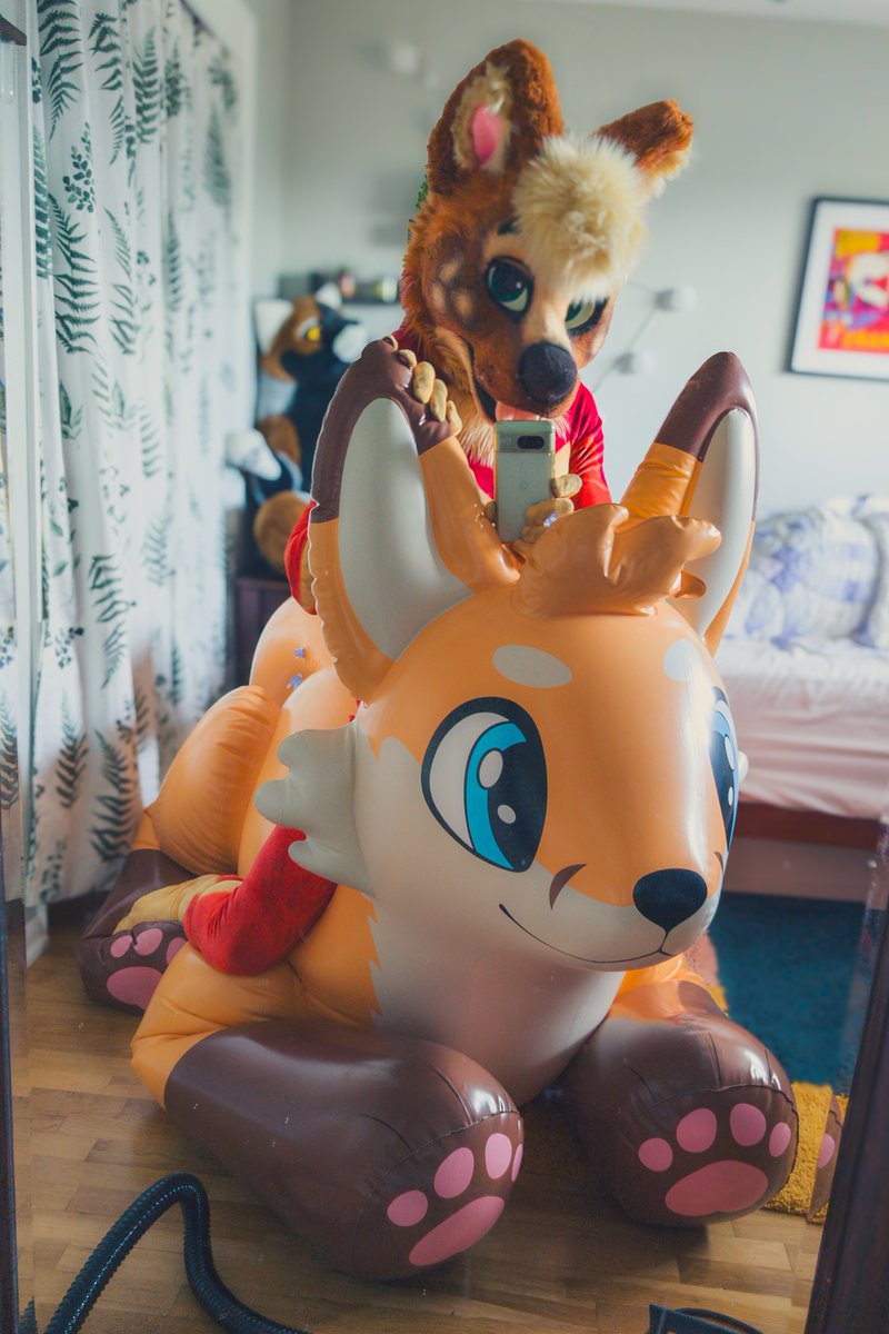 Mmm riding squeaky toys .. 🫠 #squeakysaturday