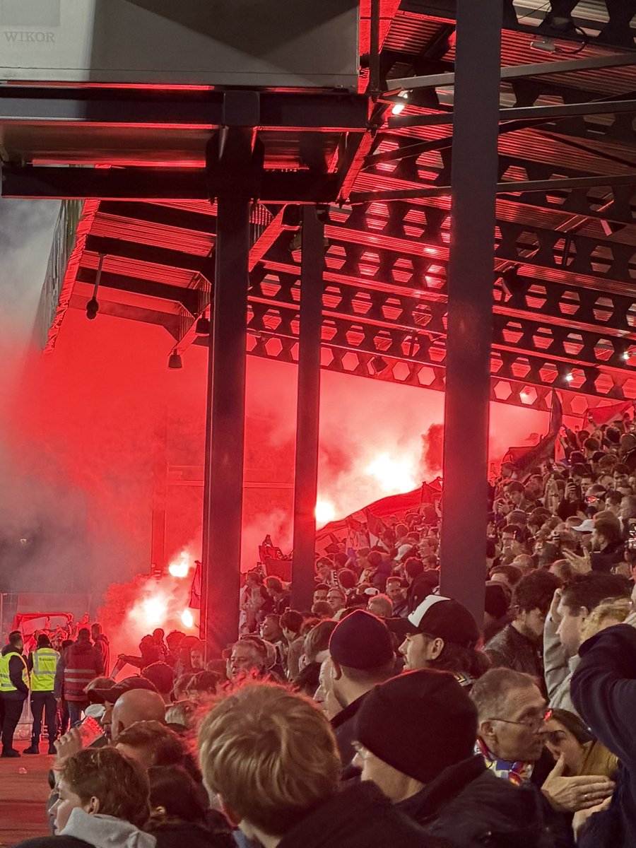 tib1969's tweet image. 🖤 #telexc #paddy