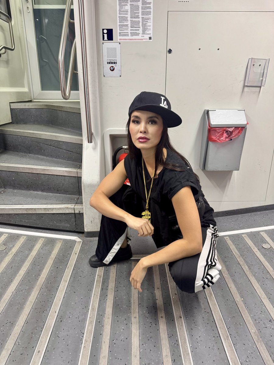 nguyen_afd's tweet image. Heute gehe isch als Talahina Halloween Party, vallah.