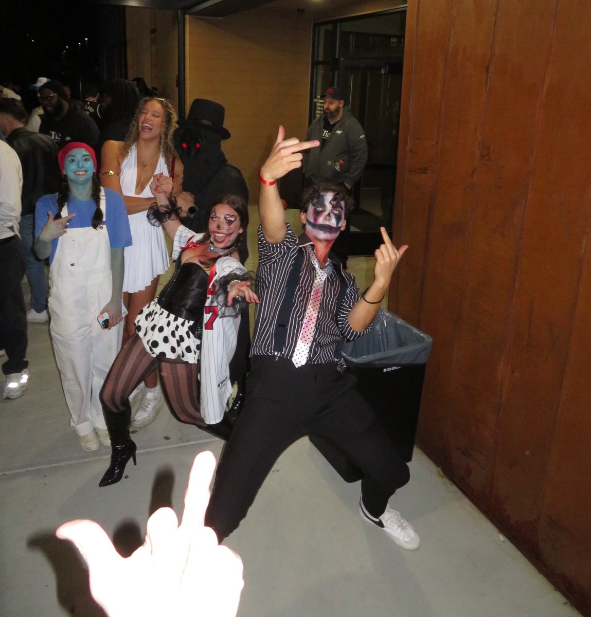 ᗩᒪE᙭ tweet media